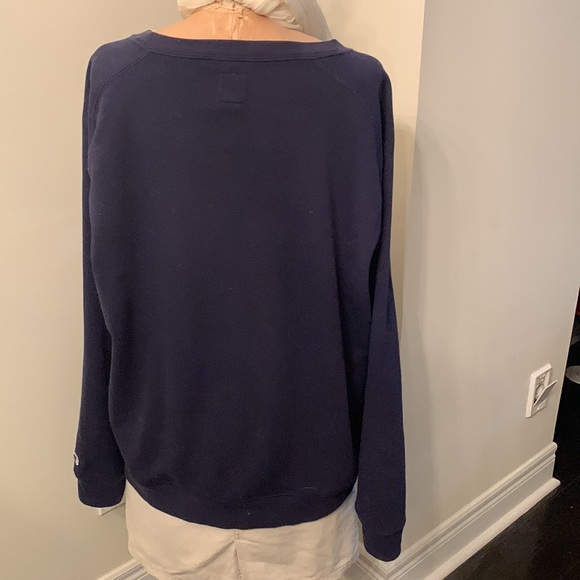 Champion navy French Terry sweatshirt. Lightly worn stitched logo. So cozy - Picture 4 of 6